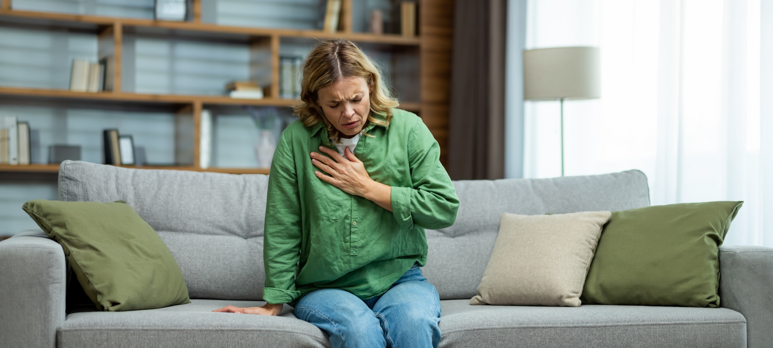 Silent Heart Attack Symptoms in Women and Men: Cardiovascular Risks to Watch